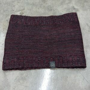 Maroon/Black Circular Scarf w/Black Faux Fur Interior